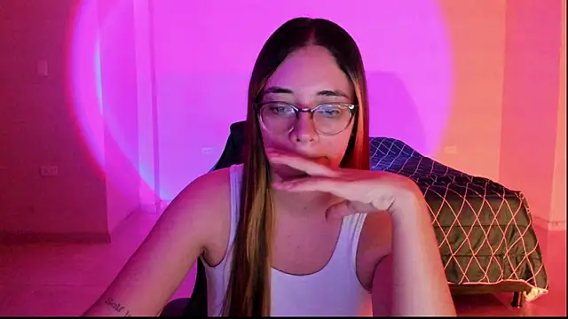 atenas 05  online show from 09/17/25, 09:33