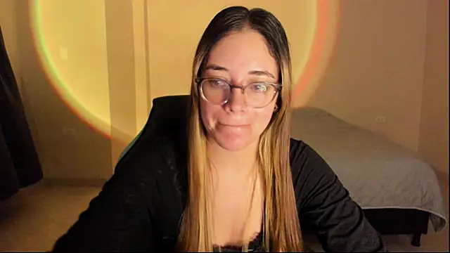 atenas 05  online show from 10/25/25, 09:28