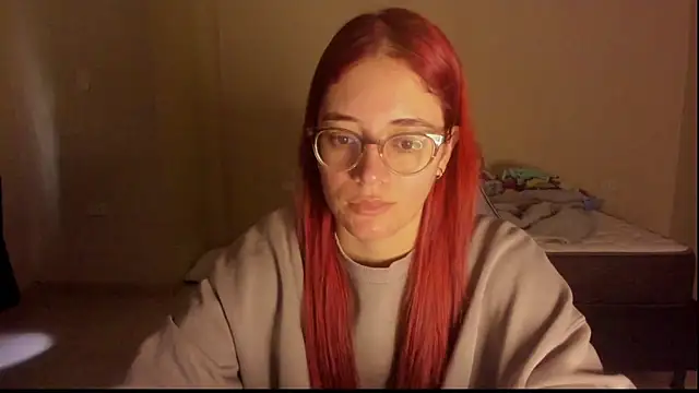 Snapshot of atenas_05_ chatting on 12/20/25, 12:34 atenas 05 online show from 12/20/25, 12:34