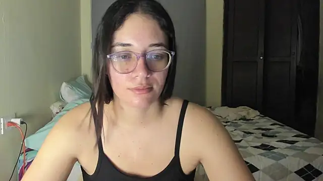 atenas 05  online show from 06/14/26, 06:04