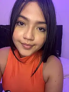 Snapshot of alisson_carolina73 chatting on 12/29/24, 11:18 alisson carolina73 online show from 12/29/24, 11:18