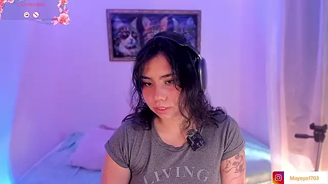 Snapshot of kiki_cavilll chatting on 02/16/26, 02:46 kiki cavilll online show from 02/16/26, 02:46