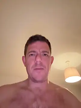 Snapshot of mrwright878787 chatting on 12/17/24, 10:32 mrwright878787 online show from 12/17/24, 10:32