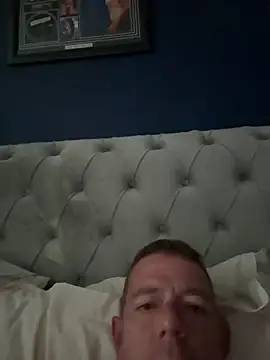 Snapshot of mrwright878787 chatting on 11/12/25, 08:26 mrwright878787 online show from 11/12/25, 08:26