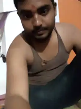 Snapshot of Cuty_dev chatting on 01/18/25, 02:12 Cuty dev online show from 01/18/25, 02:12