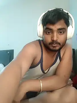 Snapshot of Cuty_dev chatting on 02/08/25, 07:04 Cuty dev online show from 02/08/25, 07:04