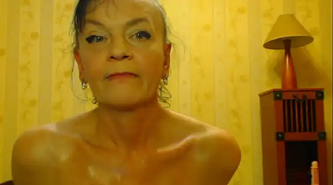 Valentina3859 online show from 03/10/25, 06:34