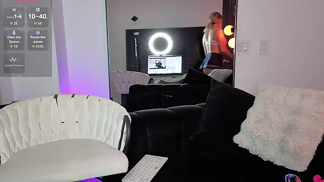 Snapshot of sammanthalove chatting on 04/10/26, 01:55 sammanthalove online show from 04/10/26, 01:55