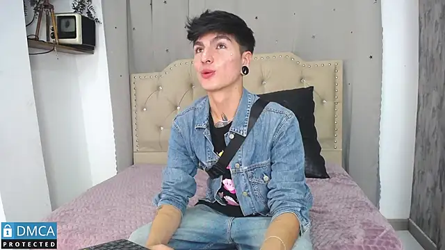 CataFox  online show from 03/14/25, 01:16