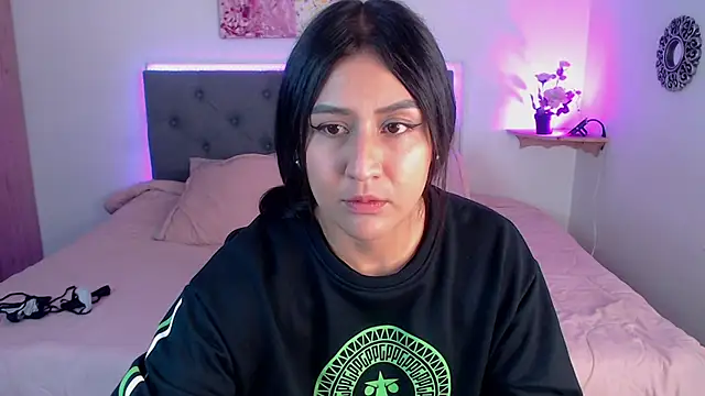 mia aira online show from 02/09/25, 04:29