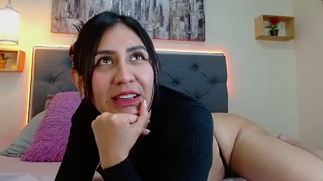 mia aira online show from 12/02/25, 04:02