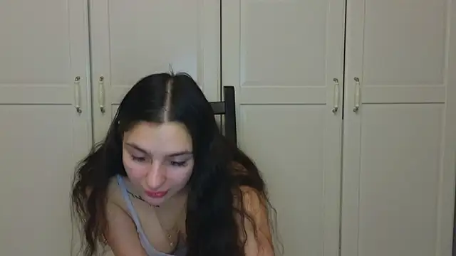 Snapshot of Niki_anlove chatting on 11/24/25, 09:25 Niki anlove online show from 11/24/25, 09:25