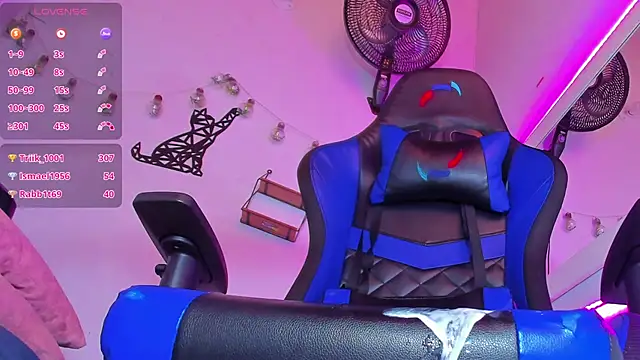 reinahot-699 online show from 01/09/25, 03:12