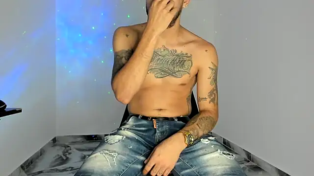 Snapshot of mikee_scooth chatting on 04/14/26, 12:38 mikee scooth online show from 04/14/26, 12:38