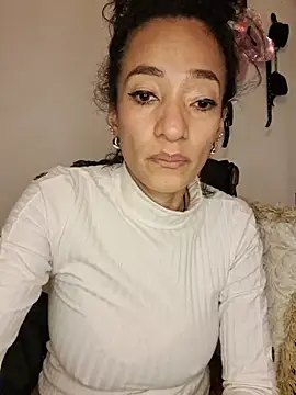 SamaraMartinez online show from 04/25/26, 08:06