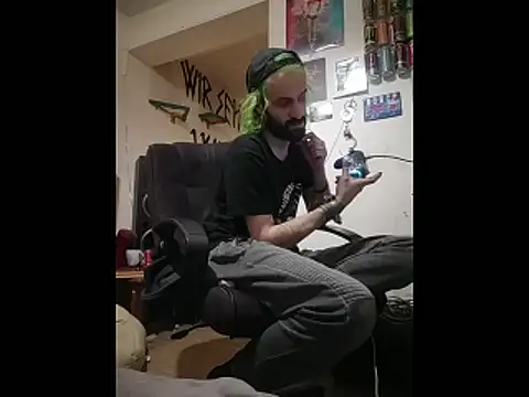 Snapshot of harterdome chatting on 03/05/26, 08:16 harterdome online show from 03/05/26, 08:16