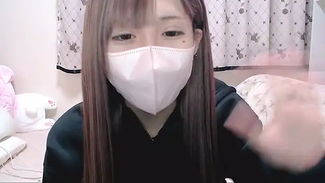 Snapshot of _hiyor_ chatting on 11/13/25, 03:55 hiyor online show from 11/13/25, 03:55