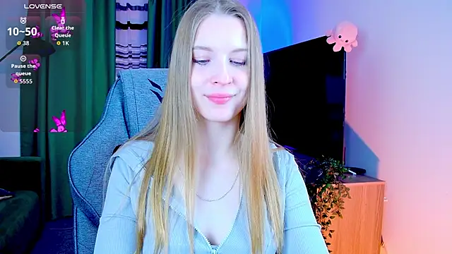 CuteMousee online show from 04/26/26, 06:33