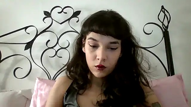 Snapshot of kimmykink chatting on 10/02/25, 09:00 kimmykink online show from 10/02/25, 09:00