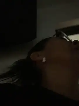 Nadia-melej online show from 12/04/24, 09:13