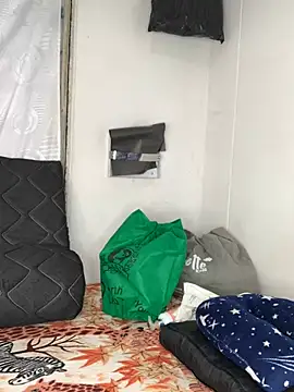 Nadia-melej online show from 02/04/25, 08:49