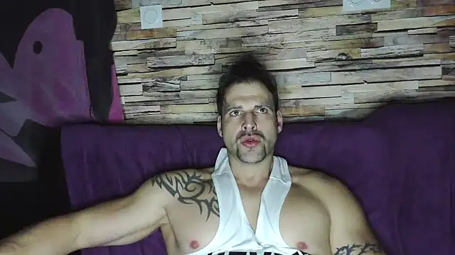 XxBigboybandxX online show from 02/01/25, 09:08