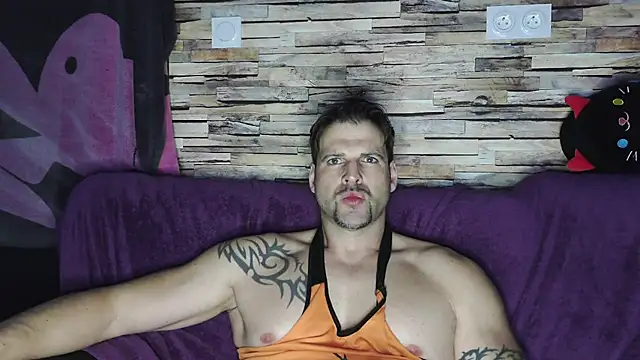 XxBigboybandxX online show from 03/04/25, 07:01