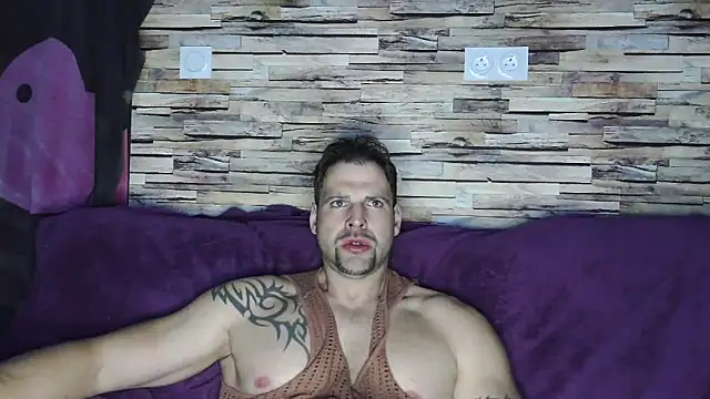 XxBigboybandxX online show from 03/14/25, 06:50