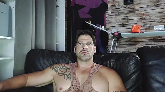 XxBigboybandxX online show from 09/08/25, 05:23