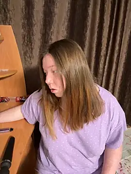 Blush Lolaa online show from 11/07/25, 11:43