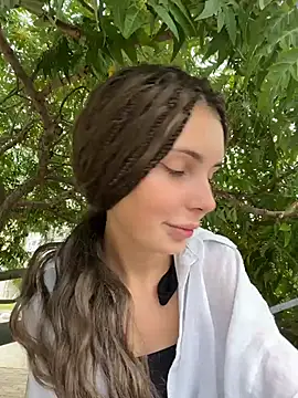 Snapshot of SandraCarter chatting on 07/25/26, 08:45 SandraCarter online show from 07/25/26, 08:45