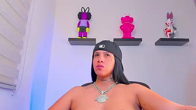 Gangster Girl online show from 12/23/24, 12:25