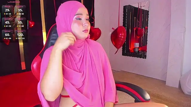 Snapshot of SamiQuest chatting on 02/11/26, 04:39 SamiQuest online show from 02/11/26, 04:39