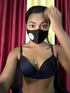 Snapshot of Myra-sen chatting on 02/23/25, 03:56 Myra-sen online show from 02/23/25, 03:56