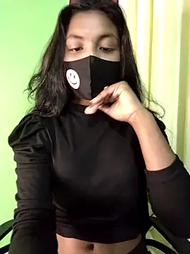 Snapshot of Myra-sen chatting on 02/24/25, 01:53 Myra-sen online show from 02/24/25, 01:53