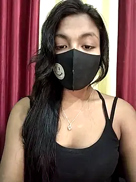 Snapshot of Myra-sen chatting on 11/08/25, 01:33 Myra-sen online show from 11/08/25, 01:33