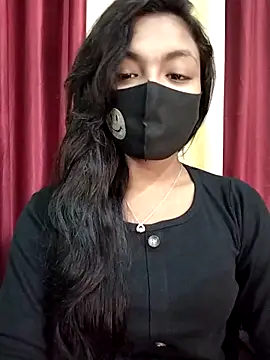 Snapshot of Myra-sen chatting on 11/14/25, 12:31 Myra-sen online show from 11/14/25, 12:31