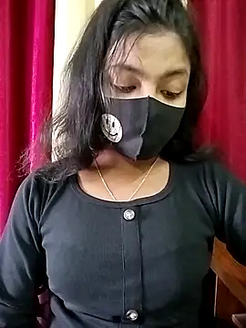 Snapshot of Myra-sen chatting on 11/26/25, 04:46 Myra-sen online show from 11/26/25, 04:46