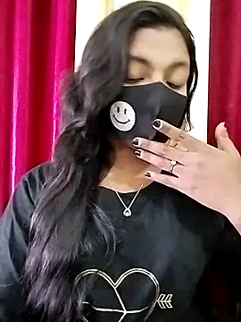 Snapshot of Myra-sen chatting on 12/16/25, 04:06 Myra-sen online show from 12/16/25, 04:06