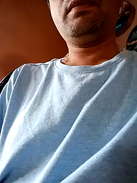 Snapshot of daddy_indian chatting on 12/11/24, 07:53 daddy indian online show from 12/11/24, 07:53