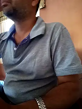 Snapshot of daddy_indian chatting on 02/11/25, 05:26 daddy indian online show from 02/11/25, 05:26