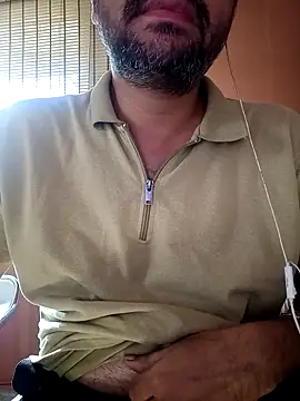 Snapshot of daddy_indian chatting on 02/22/25, 11:24 daddy indian online show from 02/22/25, 11:24