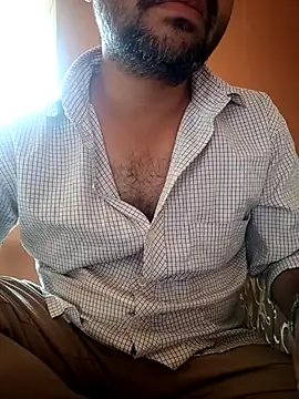 Snapshot of daddy_indian chatting on 03/13/25, 09:43 daddy indian online show from 03/13/25, 09:43