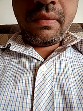 Snapshot of daddy_indian chatting on 03/22/25, 03:41 daddy indian online show from 03/22/25, 03:41