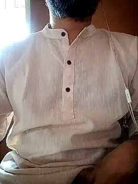 Snapshot of daddy_indian chatting on 09/15/25, 04:23 daddy indian online show from 09/15/25, 04:23