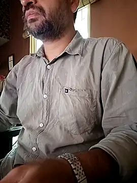 Snapshot of daddy_indian chatting on 11/21/25, 11:31 daddy indian online show from 11/21/25, 11:31