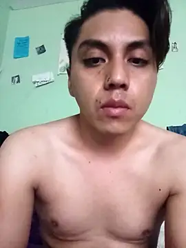 Snapshot of AngLMex chatting on 10/04/25, 10:19 AngLMex online show from 10/04/25, 10:19