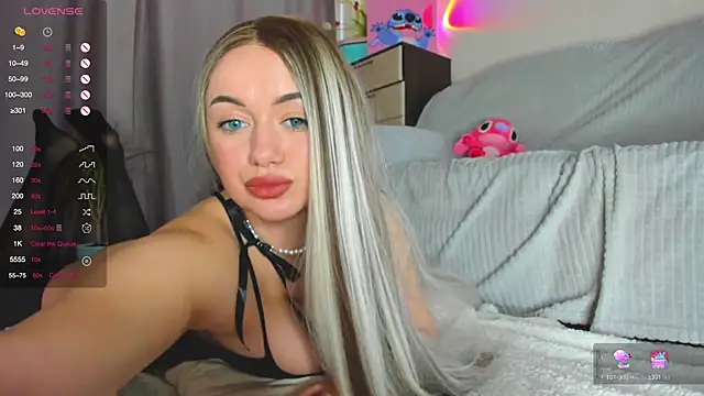 Maya Willis online show from 03/11/25, 11:12