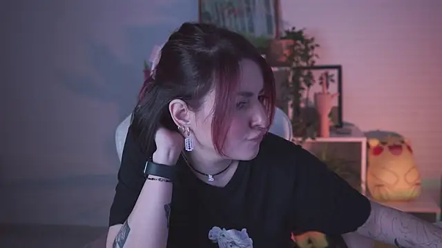 Lana  May online show from 12/21/24, 09:58