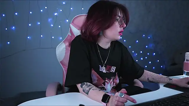 Lana  May online show from 03/01/25, 11:39